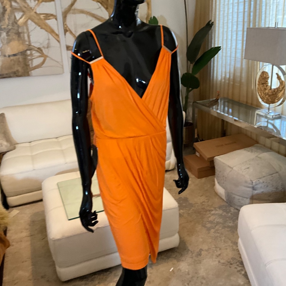NWT BEBE SEXY FAUX SIDE WRAP ASYMMETRICAL DRESS 😍😍😍😍 - Picture 3 of 9